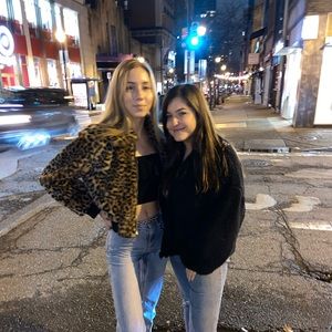 Meet your Posher, Julia